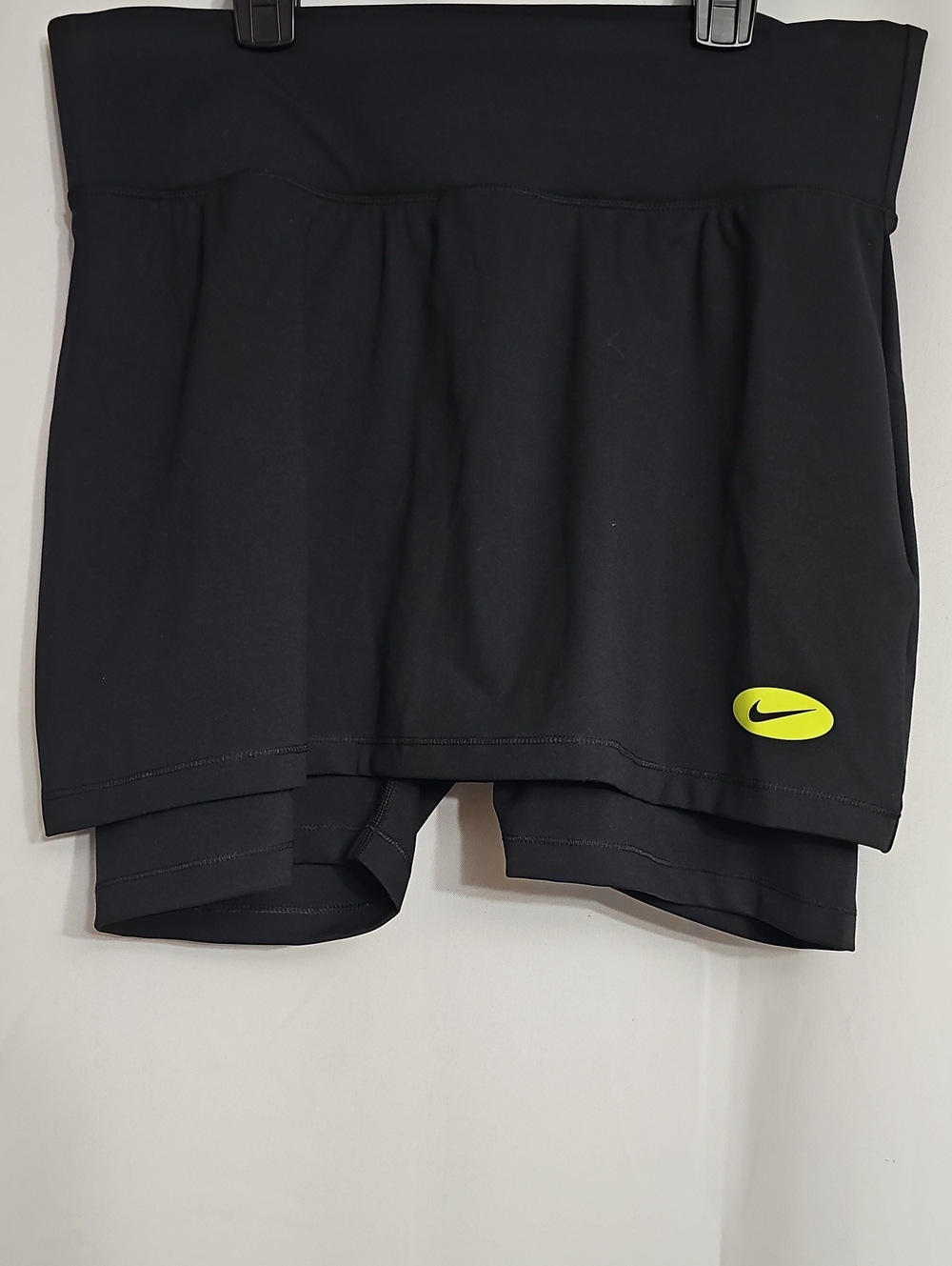 Nike Running Skirt Shorts Skort Standard Fit Mid Rise Women's Large Black Volt